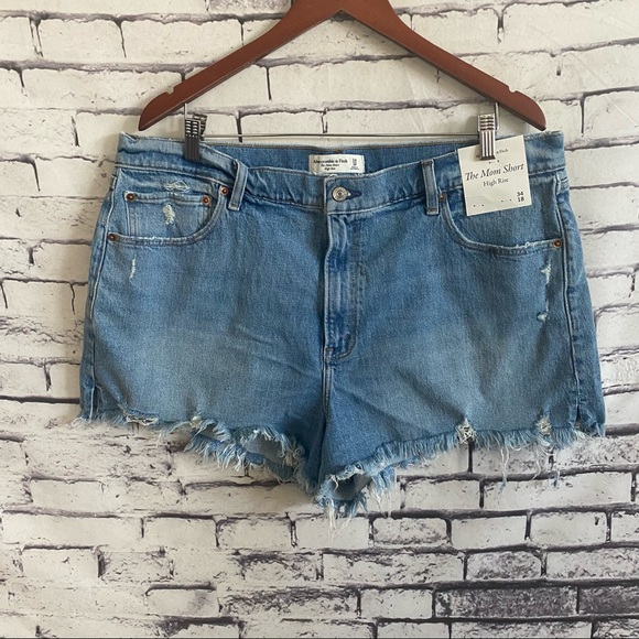 Abercrombie & Fitch Pants - Abercrombie & Fitch The High Rise Mom Shorts SZ 18 Plus Size NEW